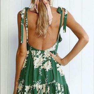 Green Tie-Strap Floral Mini Dress